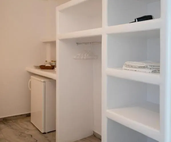 Aegeon Garden Πανσιόν