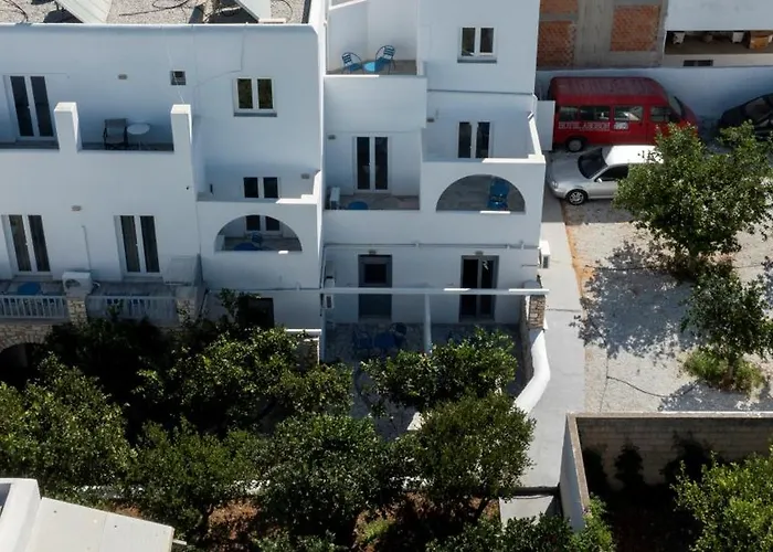 Πανσιόν Aegeon Garden 3*